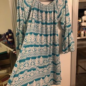 Knit dress just above the knee. Smoke free